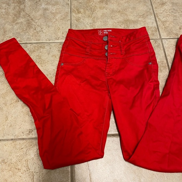 Nobo No Boundaries Women juniors Mid rise skinny cherry red jeans size 3 Pants - Picture 1 of 4